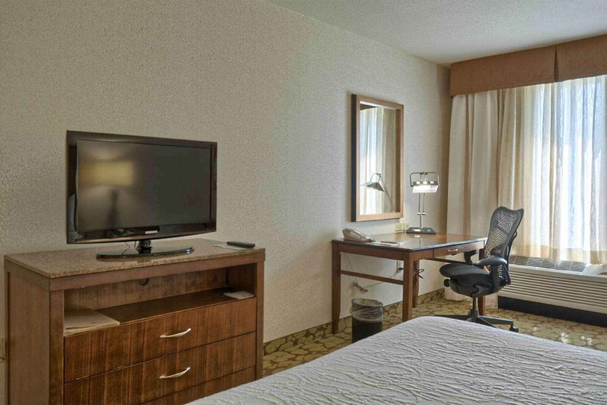 Hilton Garden Inn By Hilton Маунт-Лорел Экстерьер фото